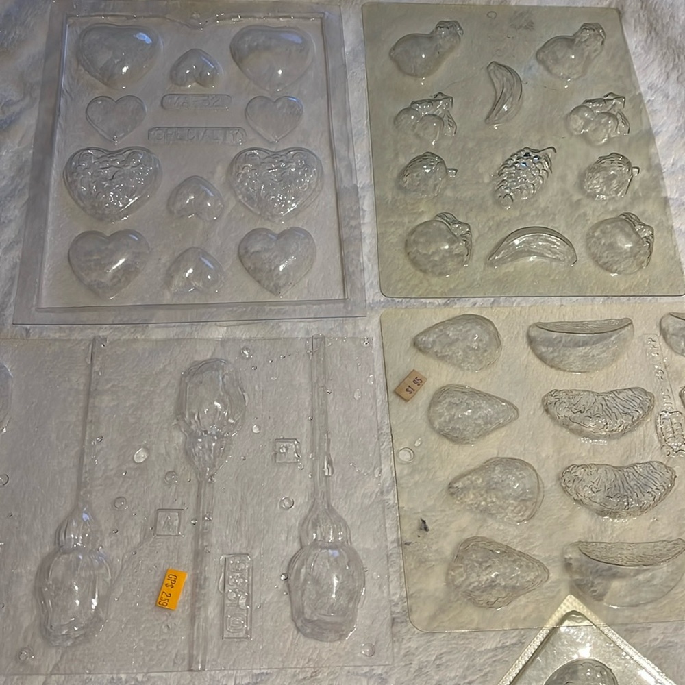 12 candy / chocolate molds